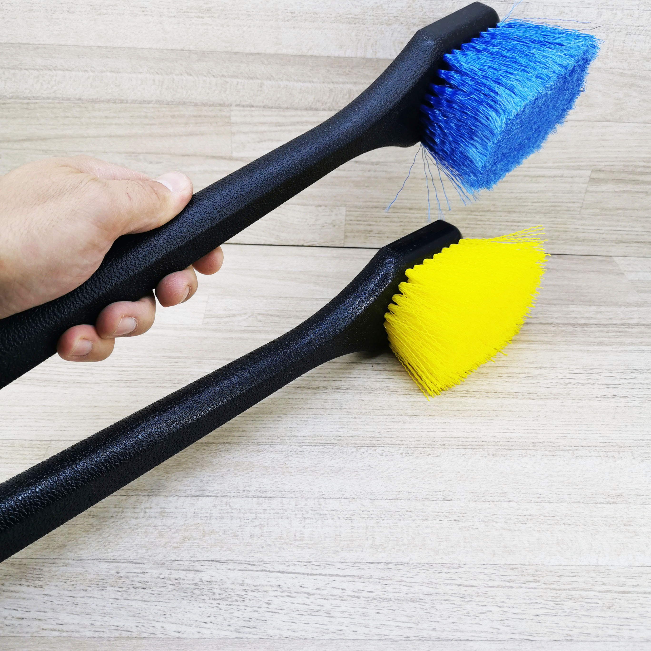 Комплект длинных щеток для мойки днища авто